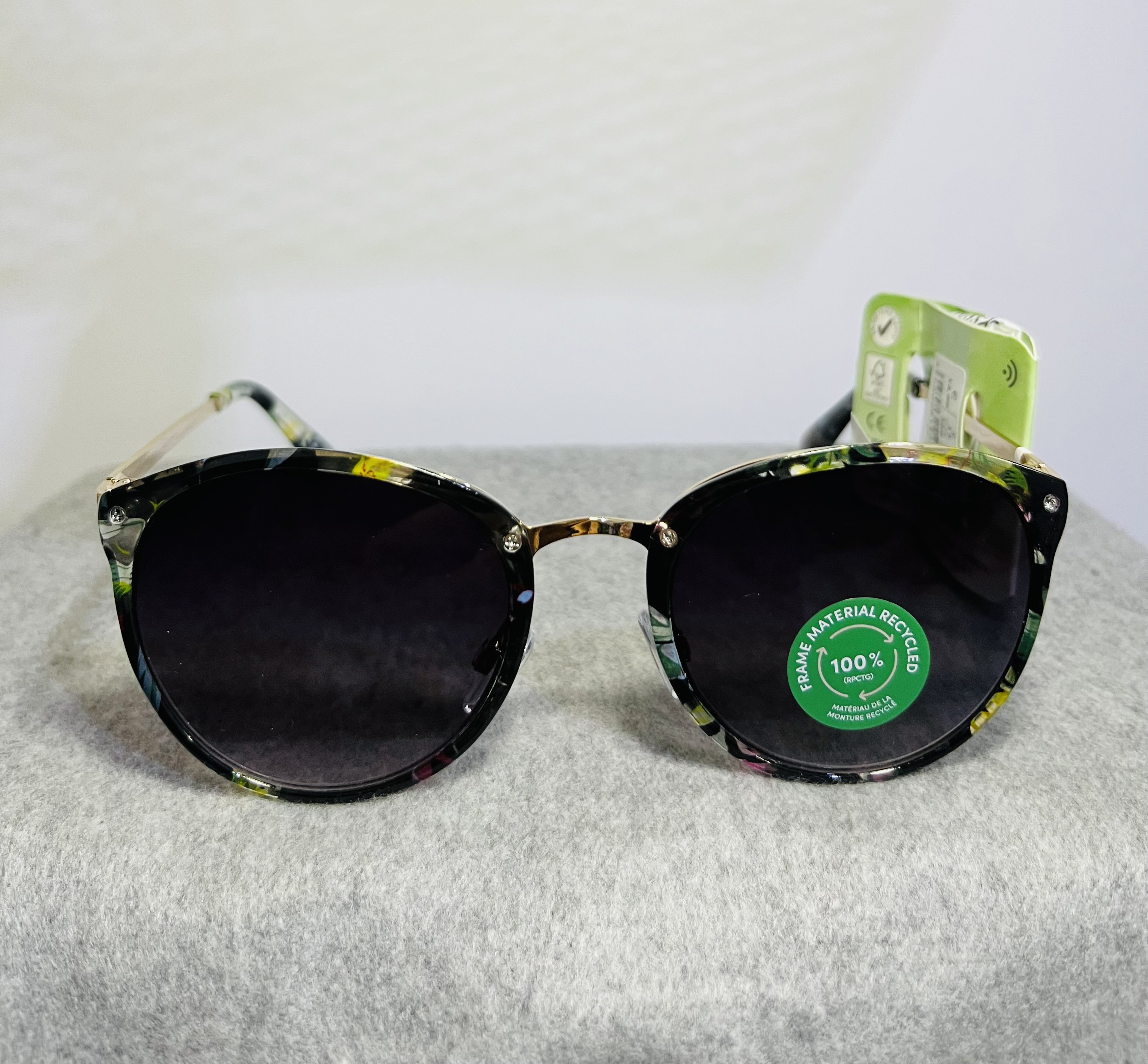 عینک آفتابی اورجینال برند accessories